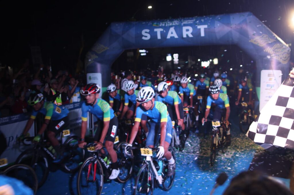 Cycling de Jabar. (Foto: Pemkot Cirebon).