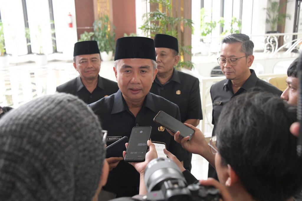 Pj Gubernur Jabar Bey Machmudin. Foto: Pemprov Jabar.