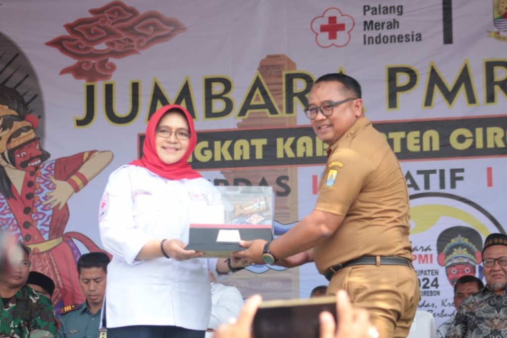 Pemerintah Kabupaten (Pemkab) Cirebon mendukung kegiatan Jumpa Bakti Gembira (Jumbara) PMR-PMI VII Tingkat Kabupaten Cirebon yang digelar di Pondok Pesantren Abu Manshur, Desa Kaliwulu, Kecamatan Plered. Foto: Pemkab Cirebon.