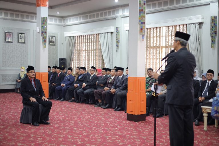Iing Daiman Resmi Dilantik sebagai Pj Sekda Kota Cirebon
