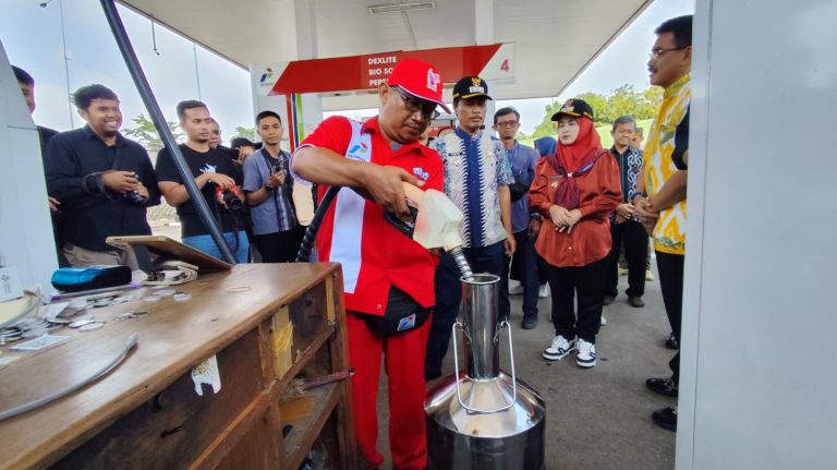 Cek BBM di SPBU, Tidak Sesuai Takaran Tapi Masih Toleransi