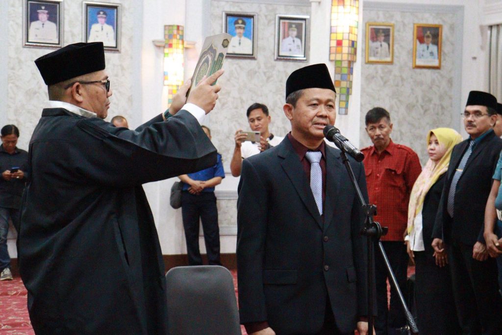 Sumanto Resmi Dilantik Jadi Pj Sekda Kota Cirebon