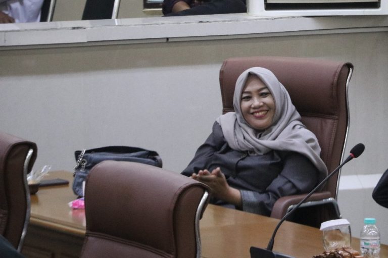 Anggota DPRD Gunakan Dana Pribadi Perbaiki Jalan