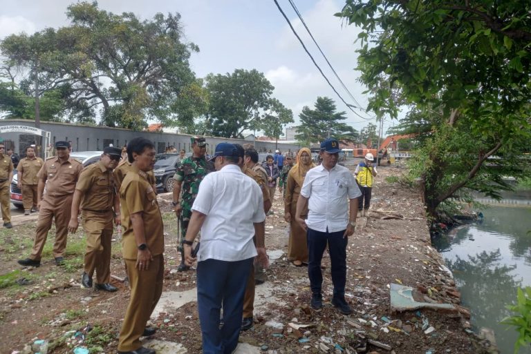Sungai Sukalila Mulai Dikeruk, Begini Respons Walikota Edo Sungai Sukalila