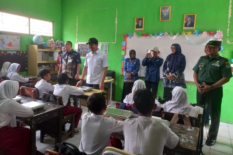 Penerima Manfaat MBG melalui SPPG Kemantren Cirebon Meningkat MBG Cirebon