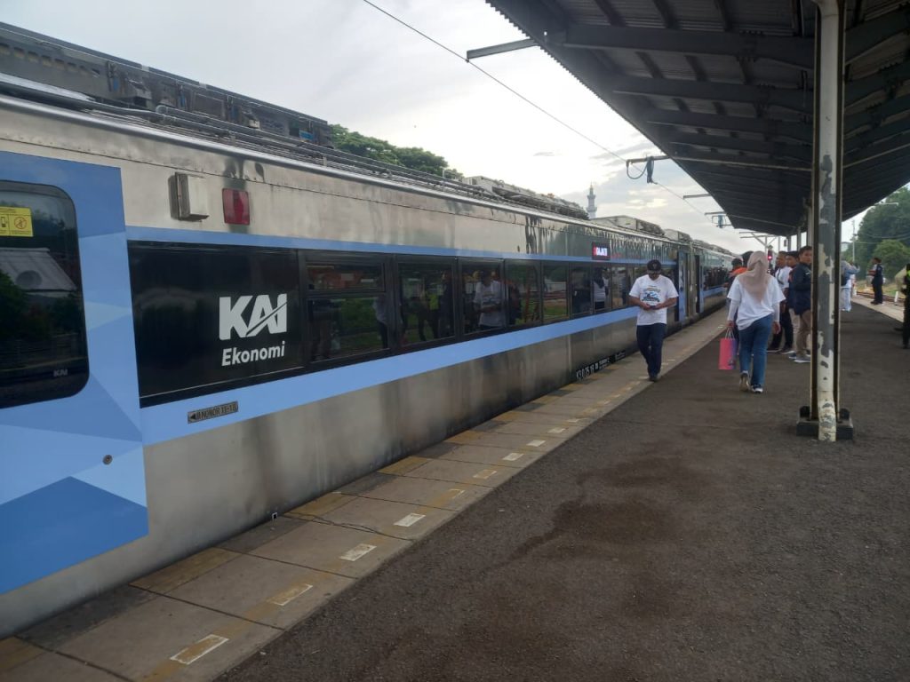 KA Ranggajati Gunakan Rangkaian SSNG, Tingkatkan Kenyamanan Penumpang ka ranggajati