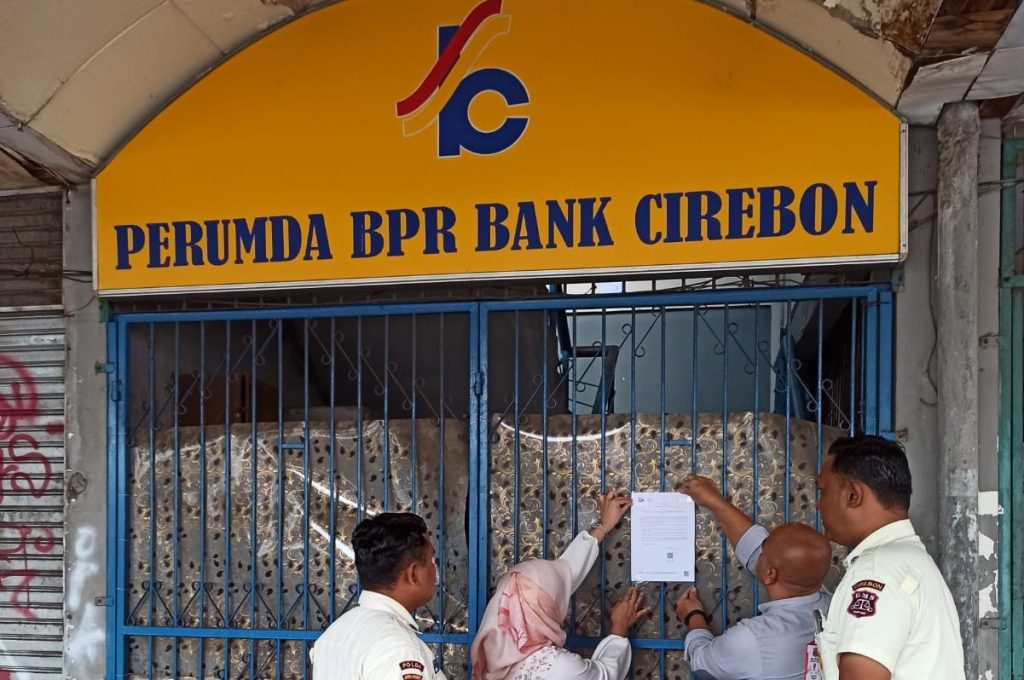 Bank Cirebon Ditutup