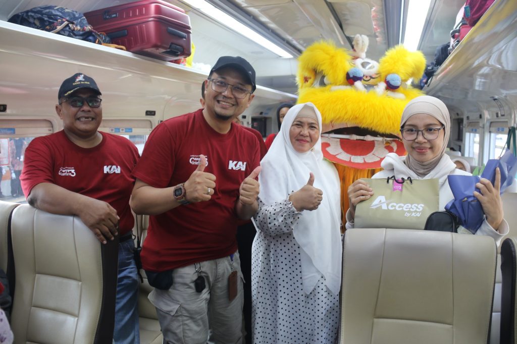 Imlek Stasiun Cirebon