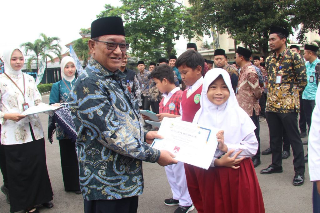 Dirut PDAM Kota Cirebon