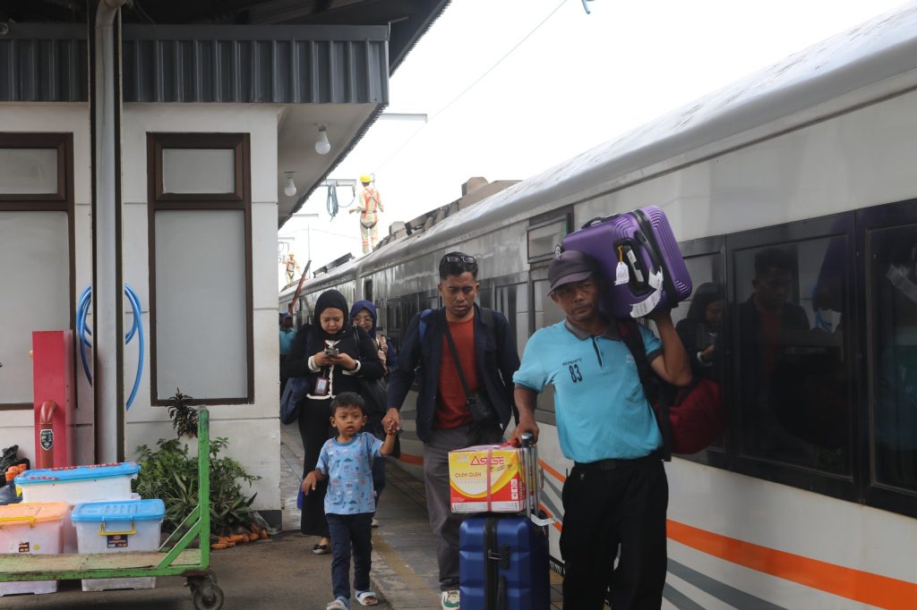 pembatasan barang bawaan pemudik kereta api