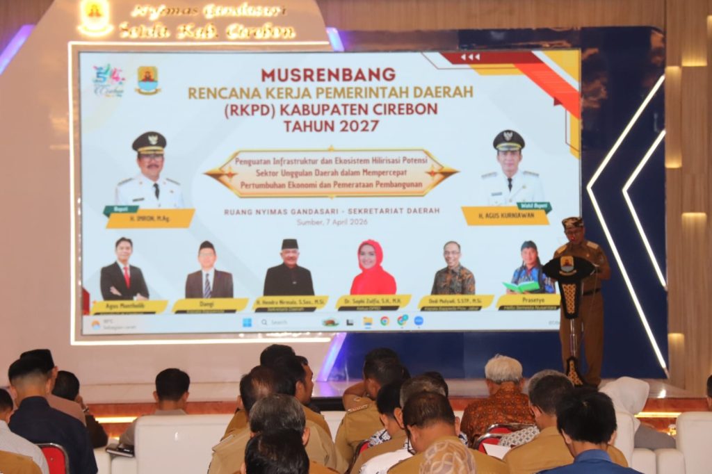 Bupati Cirebon Imron saat Membuka Musrenbang RKPD tahun 2027