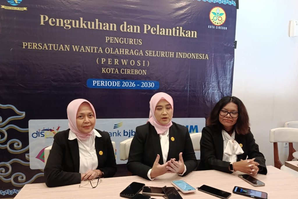 Siti Farida Pimpin Perwosi Kota Cirebon, Gulirkan Gerakan ‘3i’ Pelantikan Perwosi Kota Cirebon