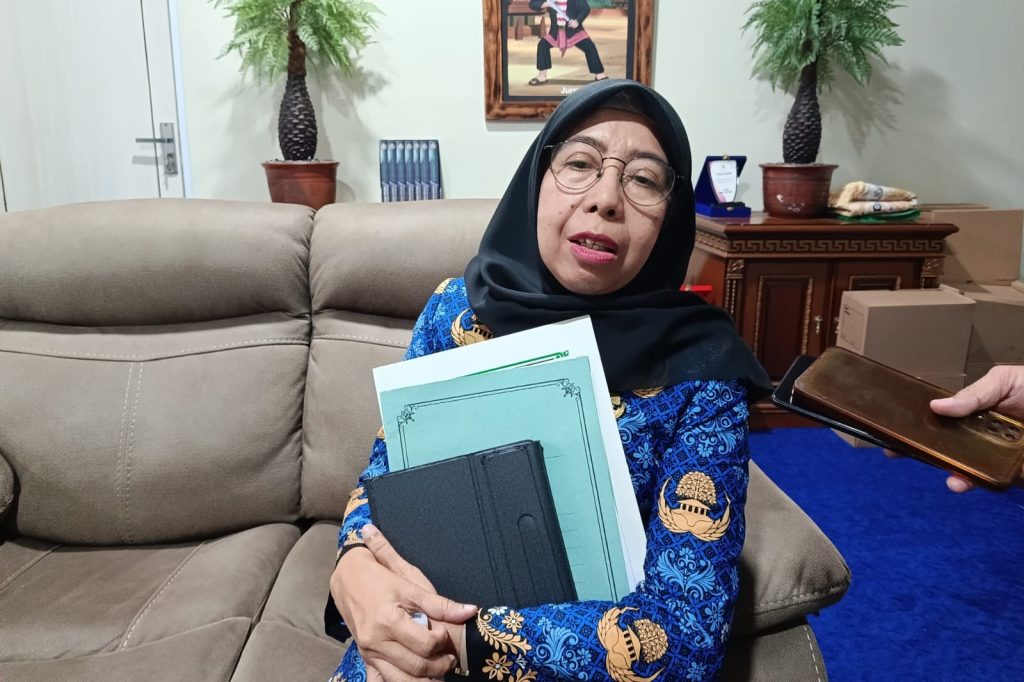 Kepala BKPSDM Kota Cirebon Sri Lakshmi angkat bicara soal jabatan sekda