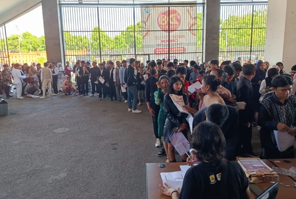 Audisi D'Academy 8 di Cirebon