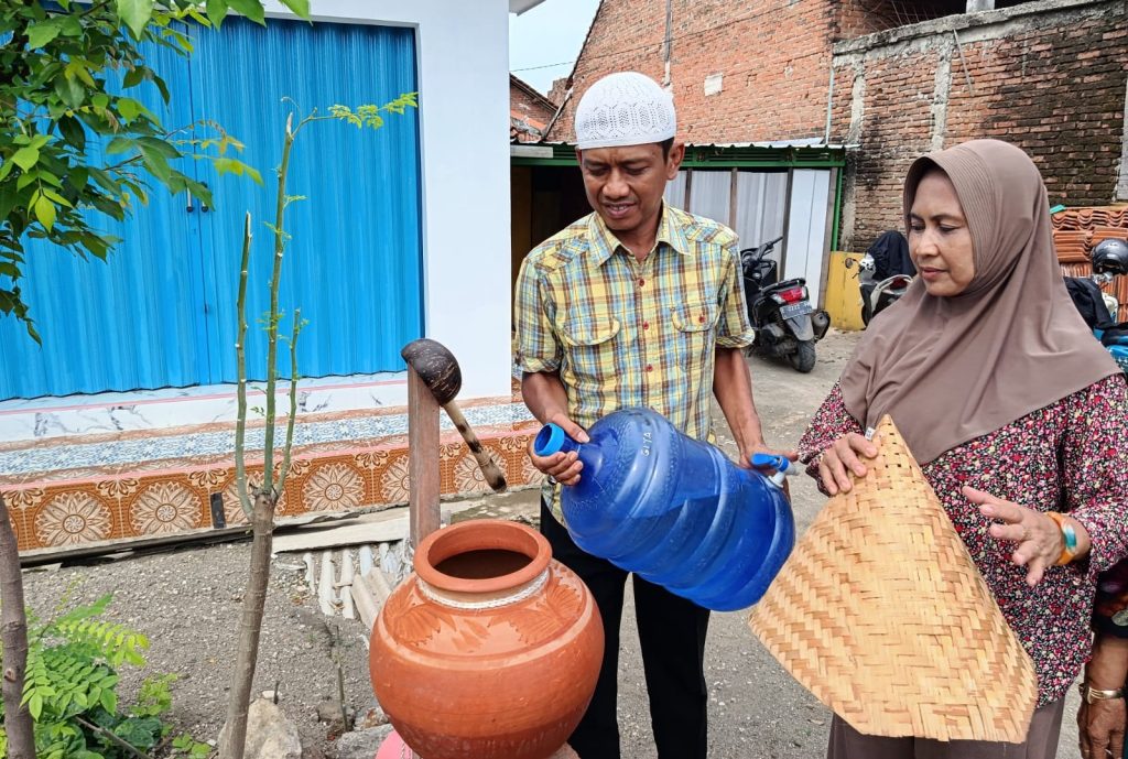Tradisi Gentong Haji di Cirebon
