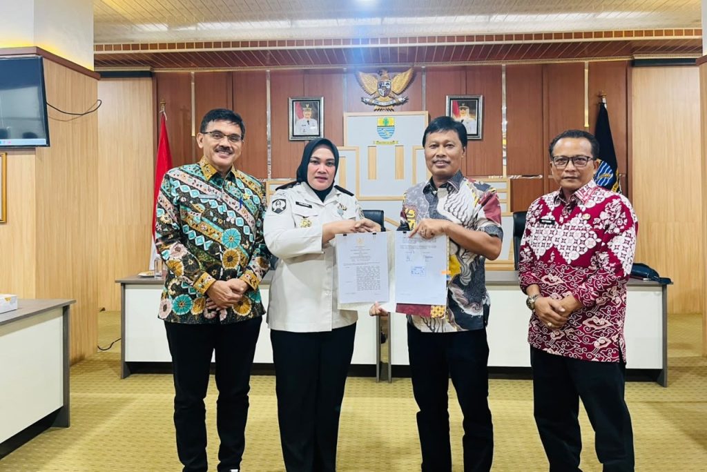 Pemkot Cirebon dan Bapas Cirebon teken MoU terkait perlakuan terhadap anak pelaku tindak pidana